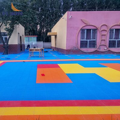 अच्छा मूल्य स्पोर्ट्स फ्लोरिंग इम्पैक्ट पॉलीप्रोपाइलीन कोपोलिमर पीपी टाइल फ्लोर सिस्टम लंबे समय तक चलने वाले प्रदर्शन के लिए ऑनलाइन