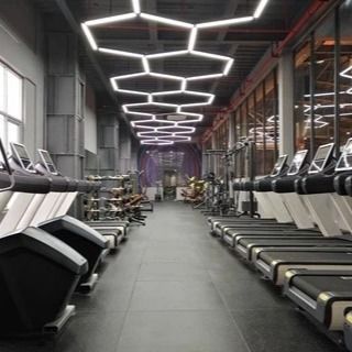 अच्छा मूल्य GYM फिटनेस रूम रबर फ़्लोरिंग टाइलें लाल काला रंग OEM ODM ऑनलाइन