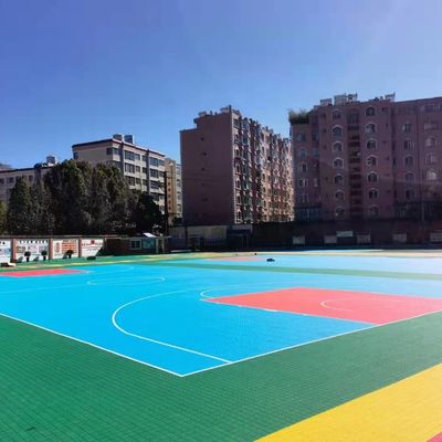 उच्च प्रभाव 15 मिमी मोटाई हेक्सागोन सतह पीपी टाइल्स स्पोर्ट्स फ्लोरिंग इंटरलॉकिंग स्पोर्ट्स फ्लोरिंग