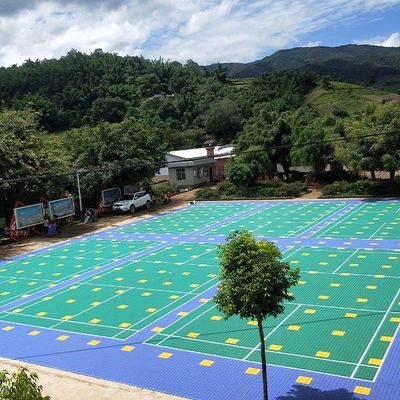 अच्छा मूल्य लाइन मार्किंग सर्विस के साथ स्पोर्ट कोर्ट पीपी टाइल्स स्पोर्ट्स फ्लोरिंग इंटरलॉकिंग ऑनलाइन
